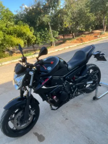 Xj6 muito nova com apenas 36500 km