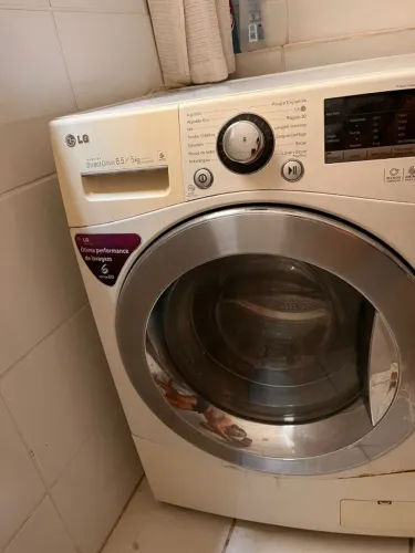 LAVA E SECA 11KG - PARA VENDER COM URGENCIA - MOTIVO DE MUDANÇA