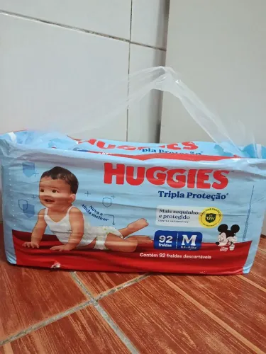 Fralda Huggies M