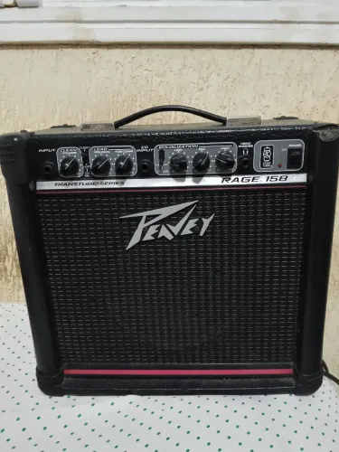 Amplificador Peavey Rage 