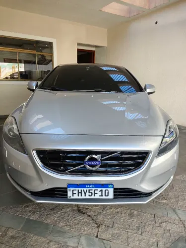 Volvo V40 T-4 2.0 Aut./mec. 2013