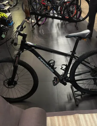 Bicicleta CANNONDALE TRAIL 6