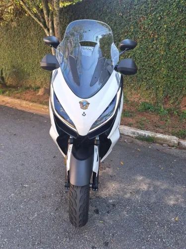 Zontes E350 Maxi-Scooter