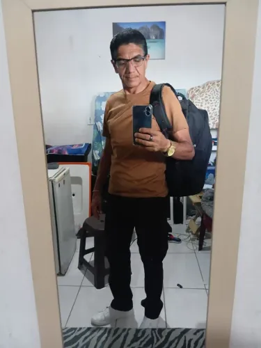 Sou cuidador de idosos e Técnico em enfermagem!
