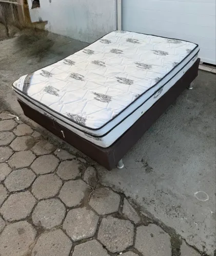 Cama box casal usada