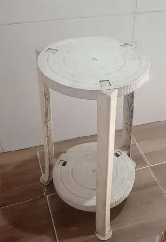 Vendo mesinha de canto