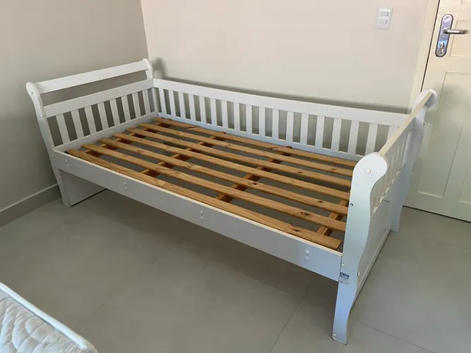 VENDO CAMA BABÁ COM COLCHÃO