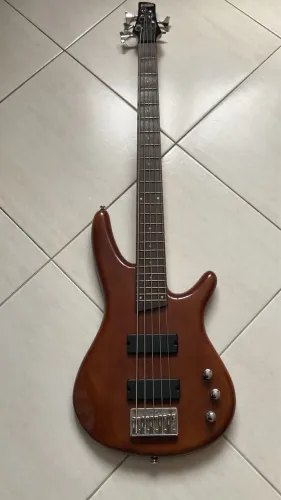  Baixo 5 cordas Ibanez Gio