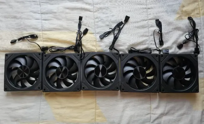 [Novo] - Kit 5x Fans Prism 4 RS Pretas (Normais - Não Reversas)