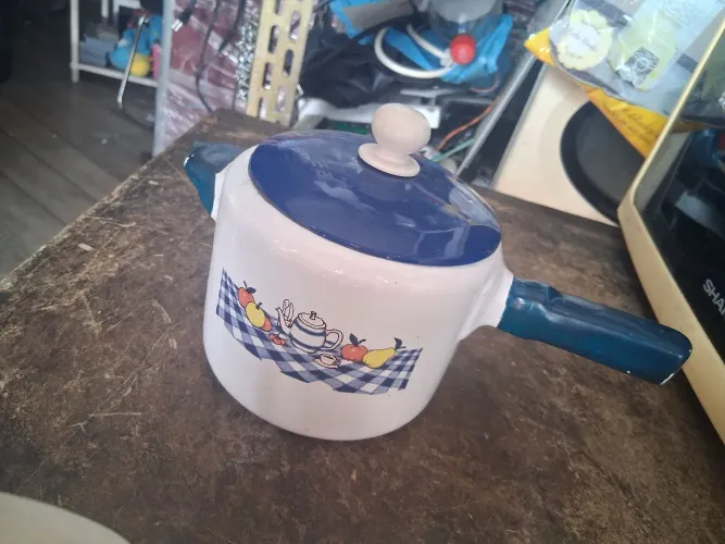 Panela antiga para decoração