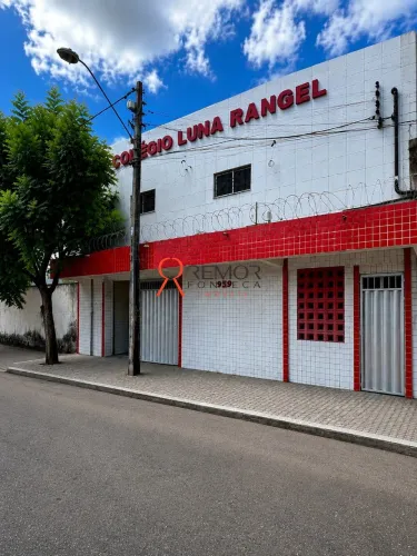Prédio comercial para venda ou locação no bairro Henrique Jorge