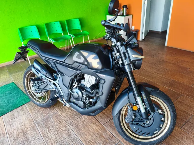 Zontes 350 zerada! Só pegar e andar!