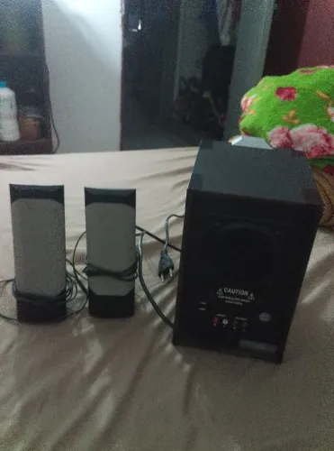 Caixas de Som multiuso, Notebook, Computador ETC.