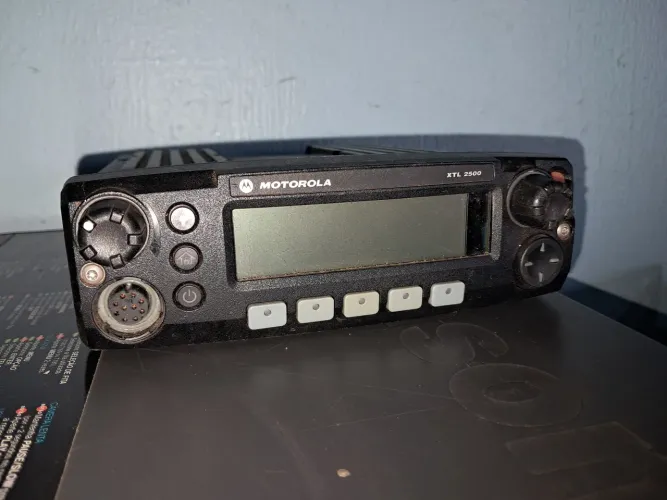 Rádio Motorola XTL2500 VHF TELEFONIA fixa e Sem fio