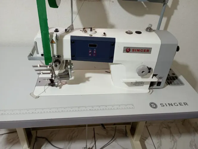 Máquina singer industrial