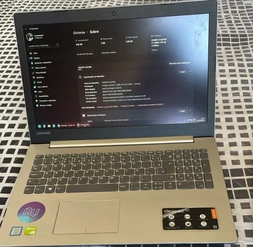 Notebook Lenovo i7-7500u, 8GB DDR4, SSD de 1TB, GeForce 940MX