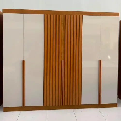 Guarda-Roupa Casal Grande Ripado Bege