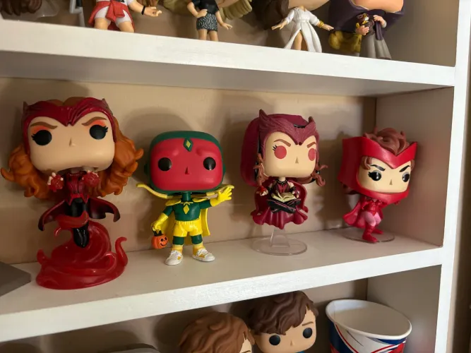 8 funkos Wanda e Visão originais