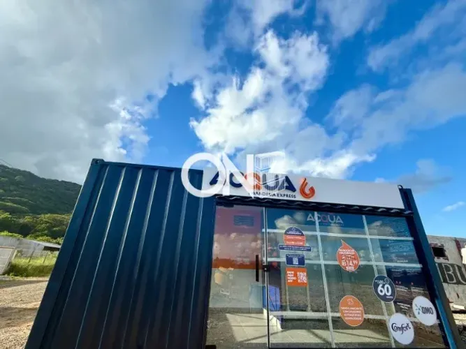 Lavanderia self-service em container pronta em 30 dias 