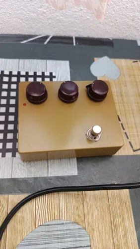 Pedal collateral klon
