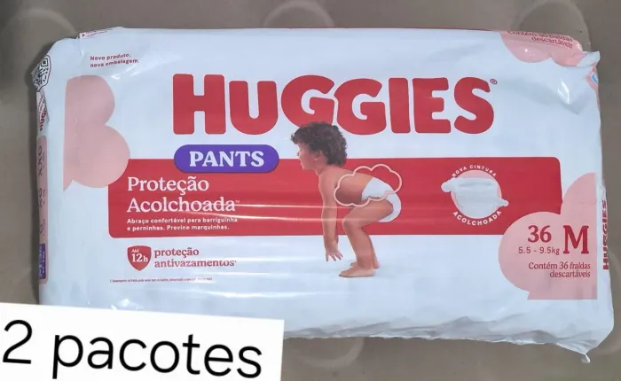 4 pacotes de fraldas M da Huggies (3x36 e 1x42)