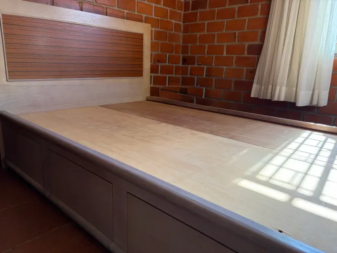 Cama Casal Box com 6 Gavetas e Cabeceira - Excelente Estrutura