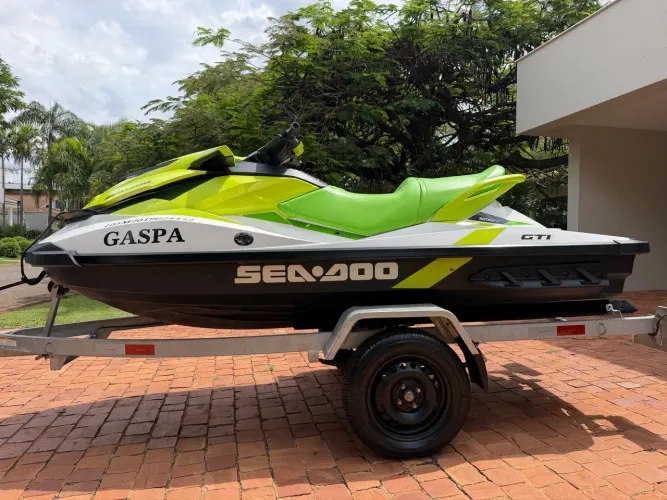 Jet Ski Seadoo GTI 90