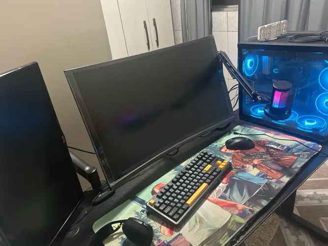 Pc gamer ryzen 7 9800x3d, rtx 4060