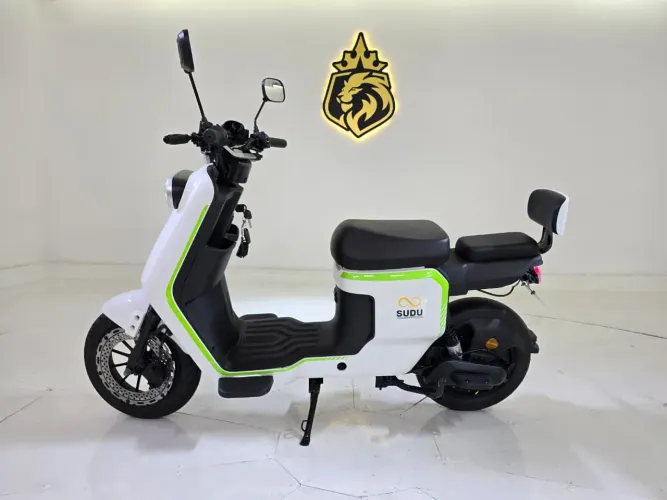 SCCOTERS SUDU A4