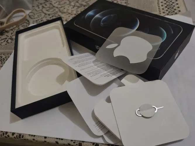 Caixa Original iPhone 12 Pro 