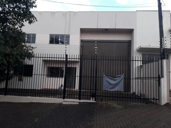Barracão_Galpão para alugar por R$ 5000.00, 340.00 m2 - PARQUE DAS LARANJEIRAS - MARINGA/P