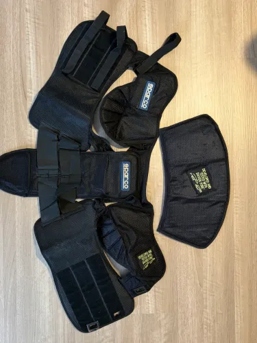 Kit equipamento Kart Sparco