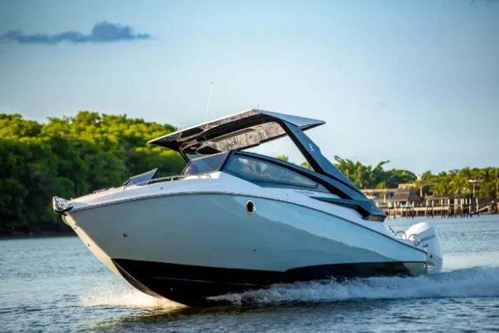 Lancha Royal Mariner 280 C Banheiro E Motor de Popa!