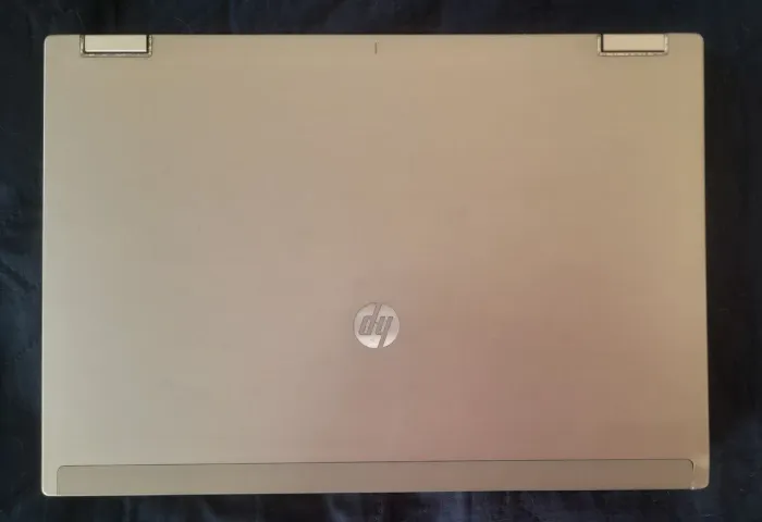 Notebook HP Elitebook 8440p 4GB com HD 500GB com defeito.