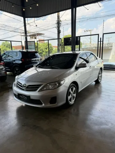 Toyota Corolla GLI 1.8 Flex 16V Aut. 2014