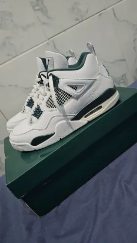 Air Jordan 4 Oxidized Green
