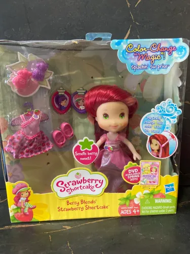 Boneca Strawberry shortcake moranguinho 