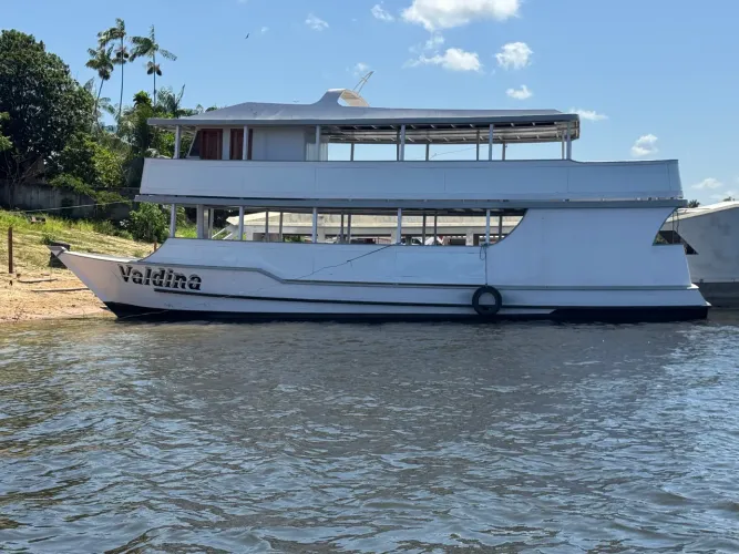 Barco lancha