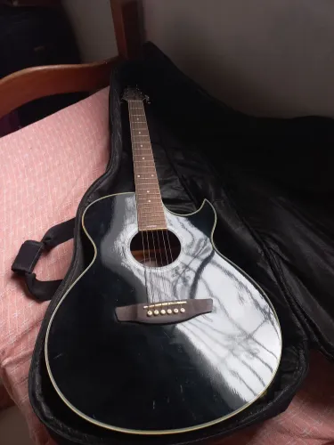 Vendo violão Strinberg AW58C8K com capa acolchoada