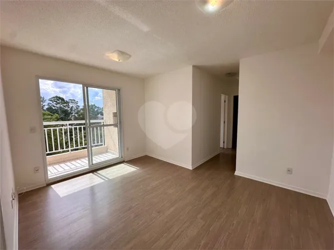 Apartamento com 2 dormitórios sendo 1 suíte próxima do metro Vila Sônia