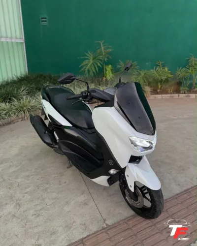 Nmax 2021 - Muito Nova e baixo Km!