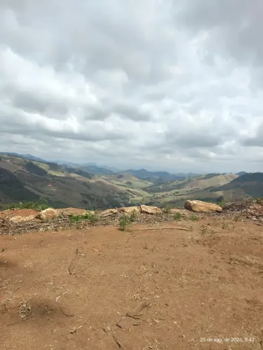 Terreno com 5 hectares com vista maravilhosa