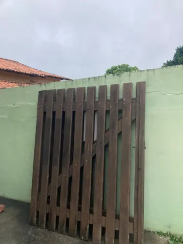 POTÃO DE GARAGEM DE MADEIRA