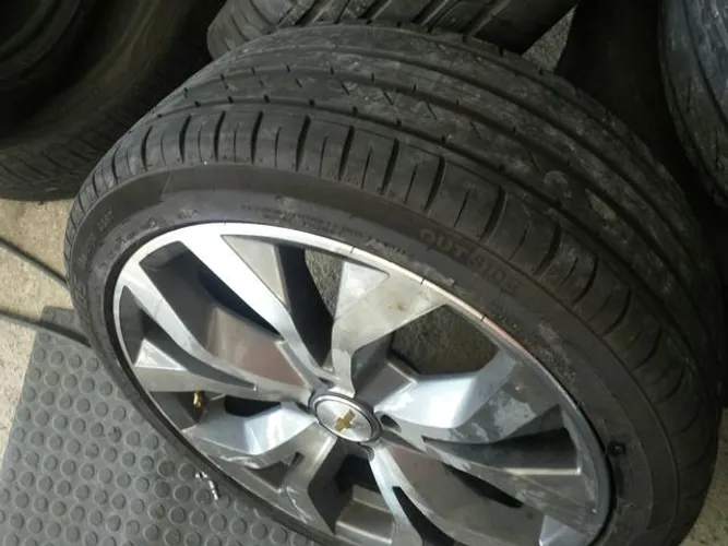 Roda aro 17 krmai audi RS6 grafite com Pneu Hifly 205 45 17 VW Gol jogo