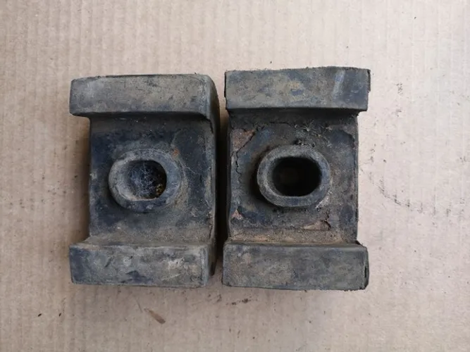 Coxim Chevrolet C-10 e C-60 (Par, Traseiro)