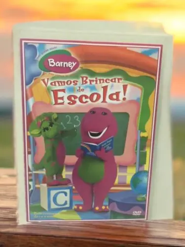 DVDs e CDs Original Cocoricó e Barney s/ novo. 