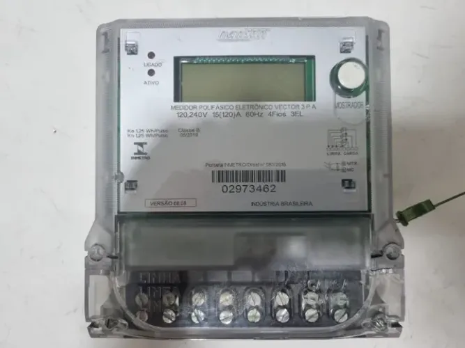 Medidor de Energia Trifásico Vector (PA) 3 Elementos /4 Fios 15/120A Bivolt Nansen