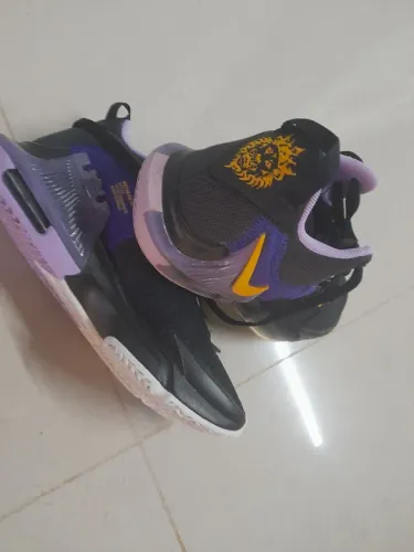 Tênis nike Lebron Witness - Masculino