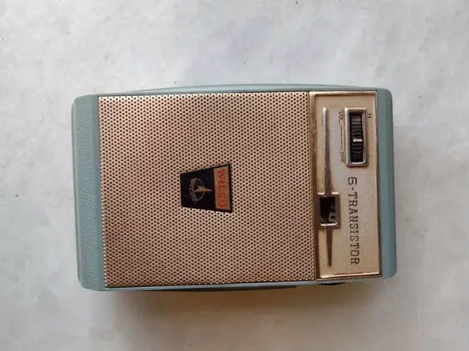 Rádio Portátil japonês - Wilco.