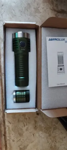  Lanterna Astrolux Ea04 Led 12600lm Usb Recarregável NOVA